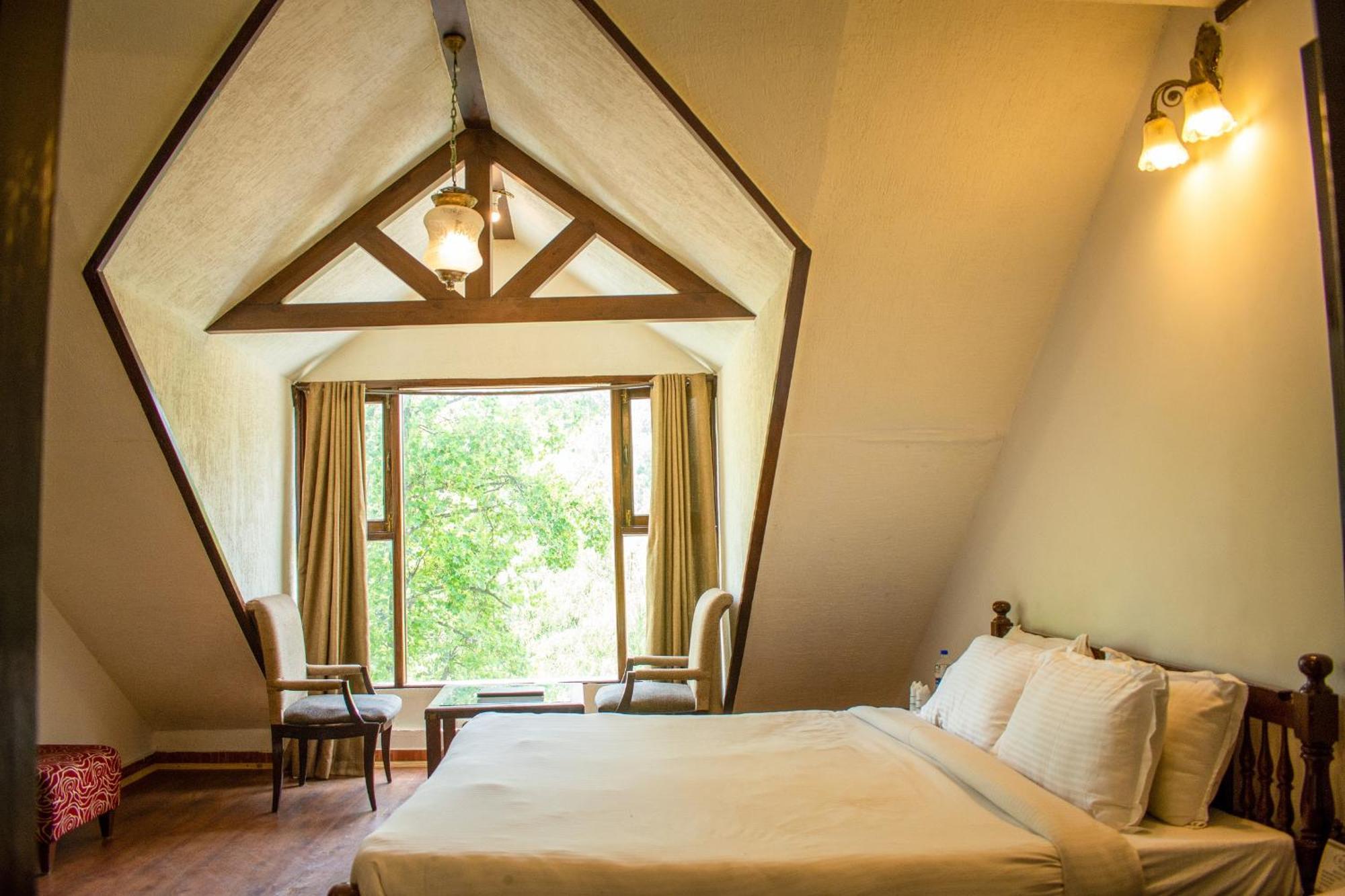 The Whispering Inn Resort And Bar Manāli Kültér fotó