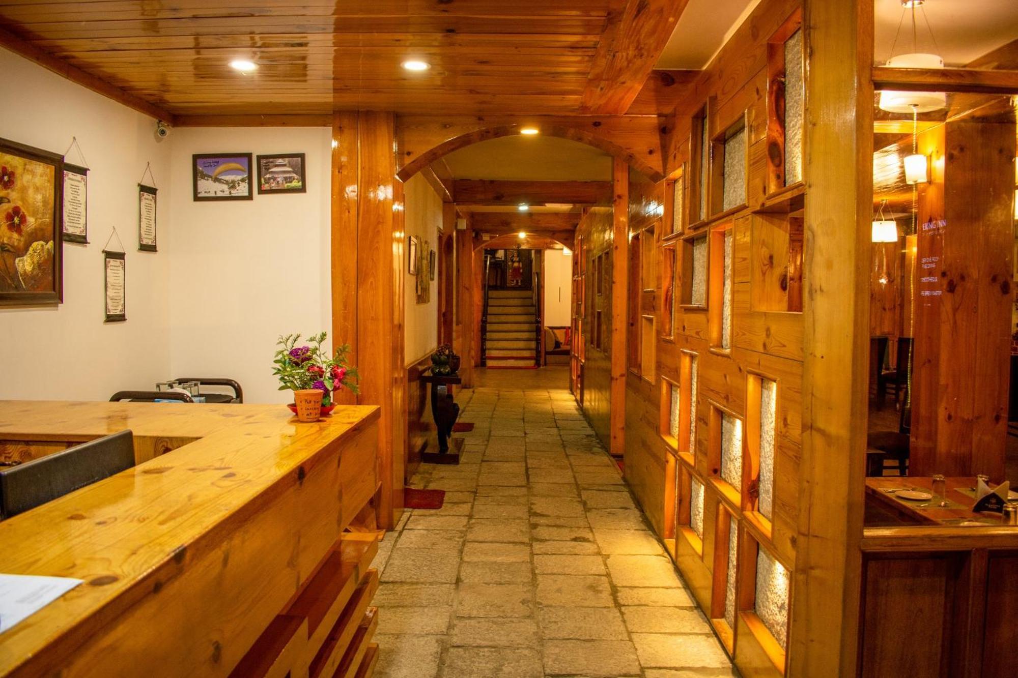 The Whispering Inn Resort And Bar Manāli Kültér fotó
