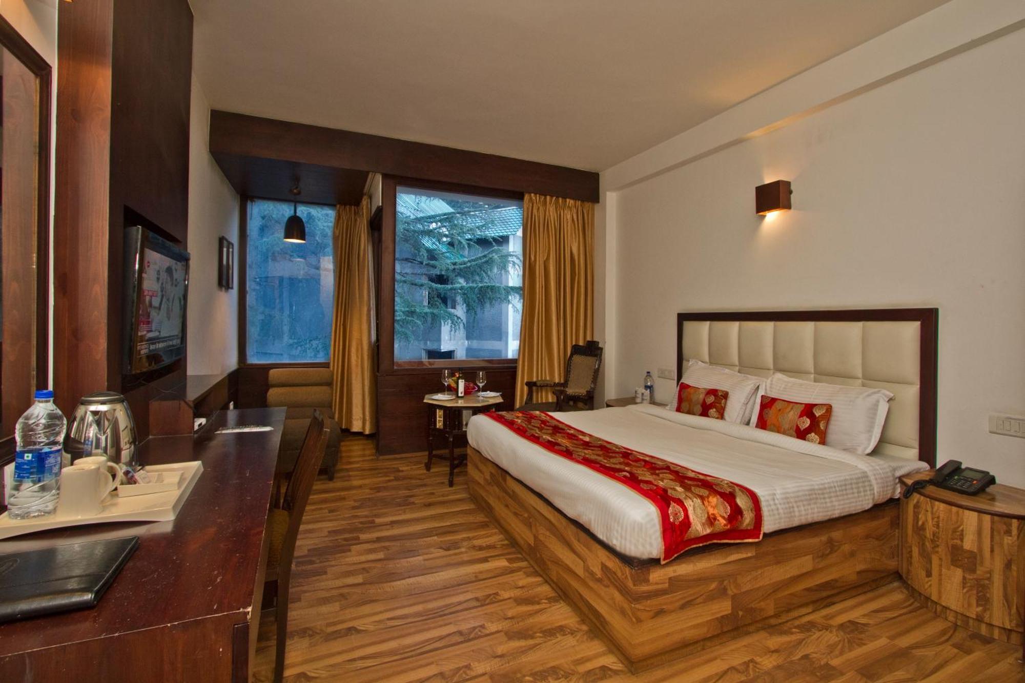 The Whispering Inn Resort And Bar Manāli Kültér fotó
