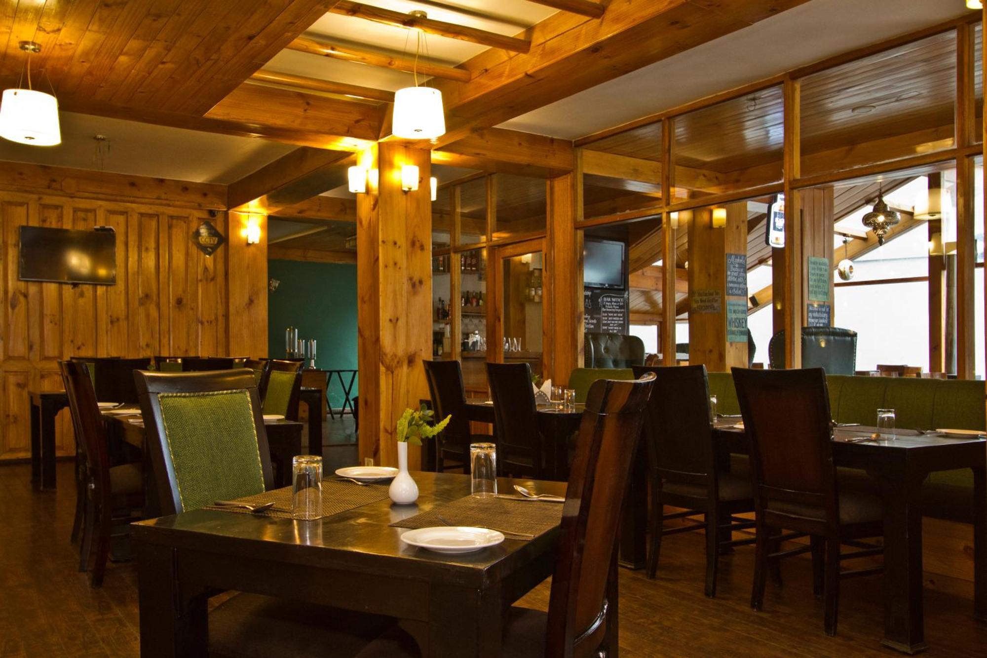 The Whispering Inn Resort And Bar Manāli Kültér fotó
